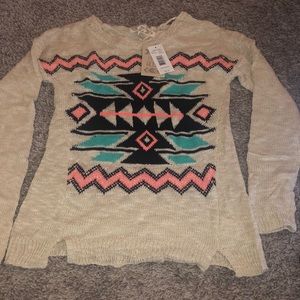 Cute sweater! With tag!